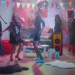 VS005 V7_Fire_dancando em casa2